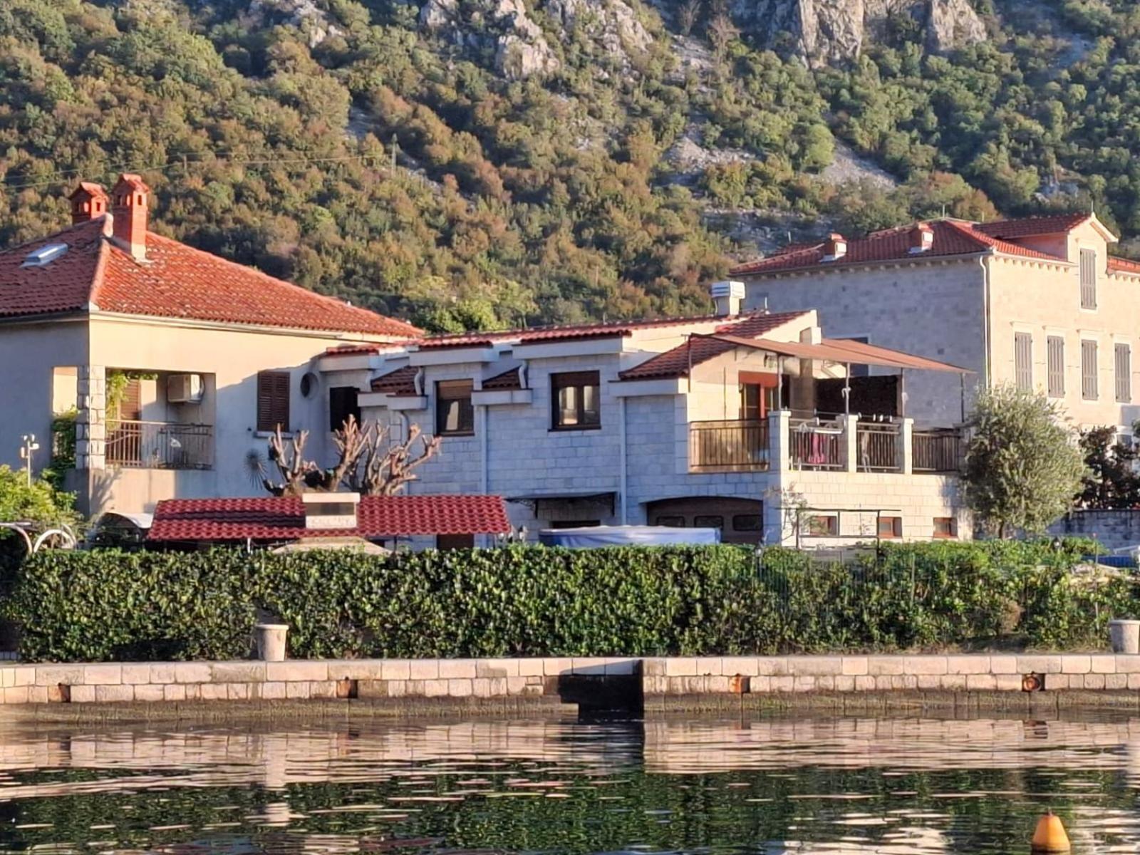 Villa Ivan Рисан Экстерьер фото