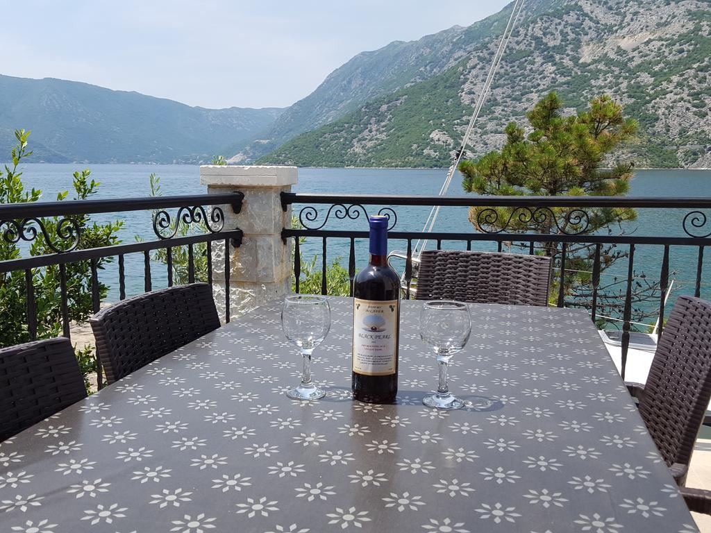 Villa Ivan Рисан Экстерьер фото